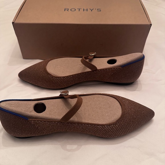 NEW- The Point Mary Jane II in Bronze size 8/smoke free home - Picture 8 of 16